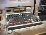 How a Radio Station Works : Radio DJ Turntable Technique